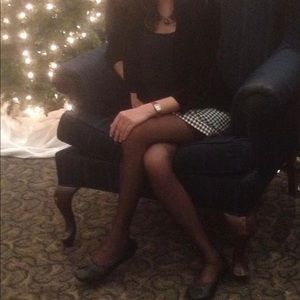 Fitted Formal H&M Skirt (Waist 28in, Length ~16in)